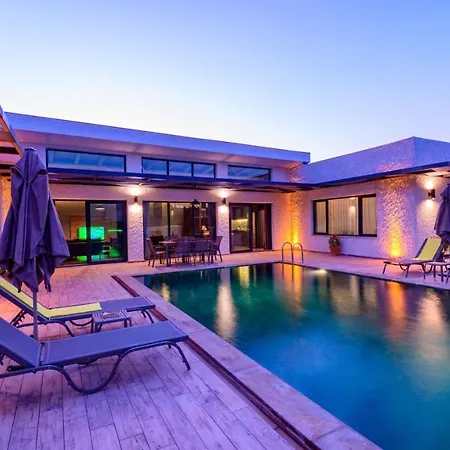 Villa Marla - 2 Bedroom Honeymoon *